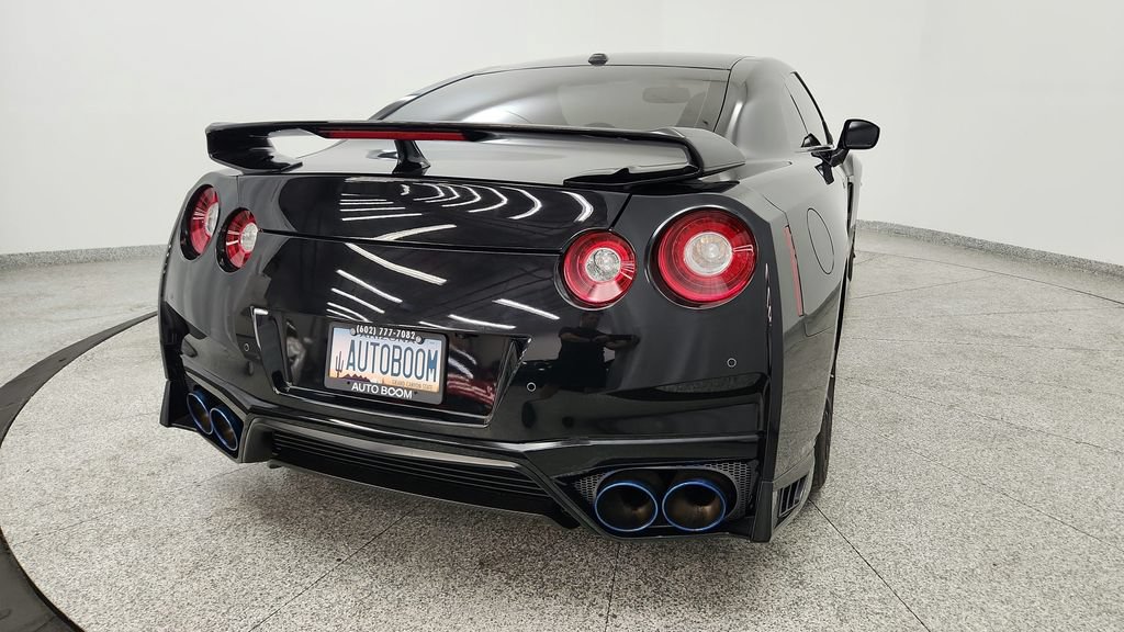 Used 2020 Nissan GT-R Premium w/ Premium Interior Package AWD/4WD image 19