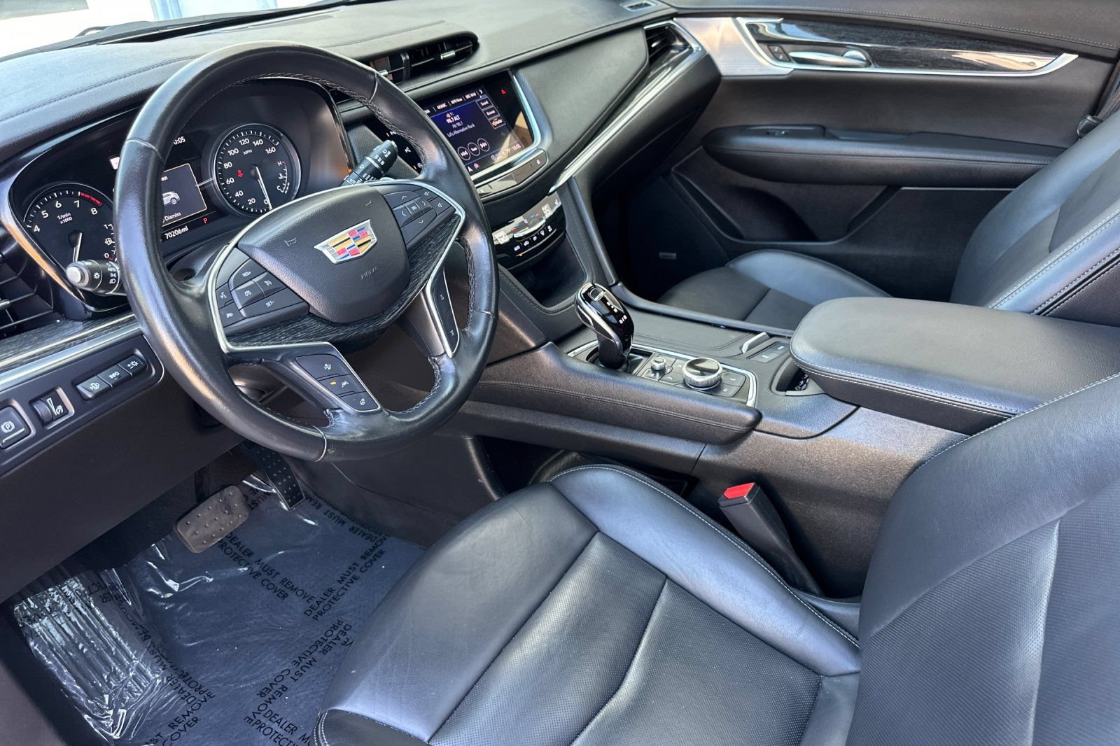 Certified 2023 Cadillac XT5 Premium Luxury w/ Technology Package FWD image 10