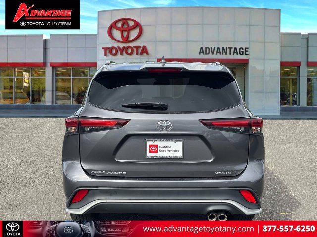 Used 2024 Toyota Highlander XSE AWD/4WD image 8