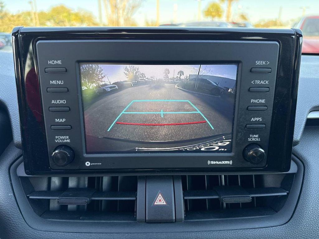 Used 2022 Toyota RAV4 XLE w/ Convenience Package image 32