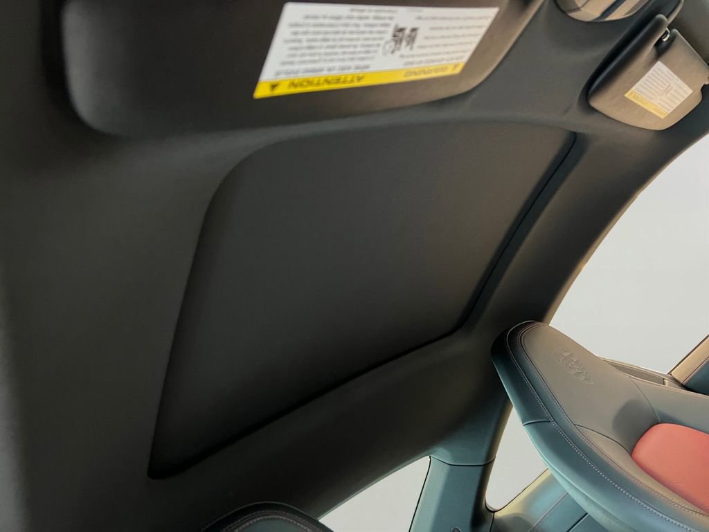 Used 2023 Porsche 911 Carrera image 6