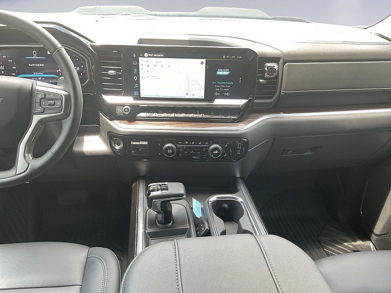 Used 2026 Chevrolet Silverado 1500 LT Trail Boss w/ LT Trail Boss Premium Package AWD/4WD image 9