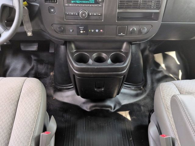Used 2019 Chevrolet Express 2500 RWD image 19