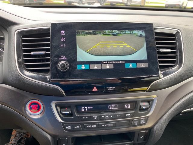 Used 2025 Honda Passport EX-L image 16