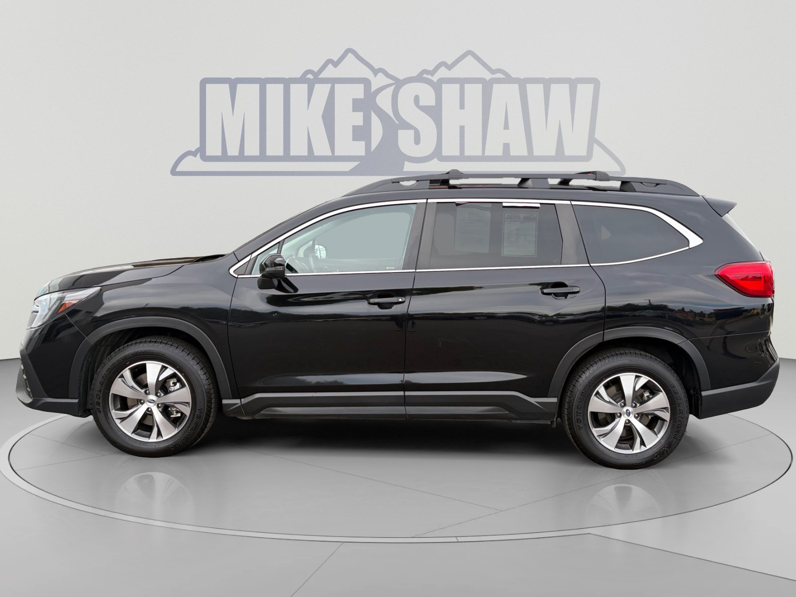Used 2023 Subaru Ascent Premium w/ Convenience Package AWD/4WD image 2