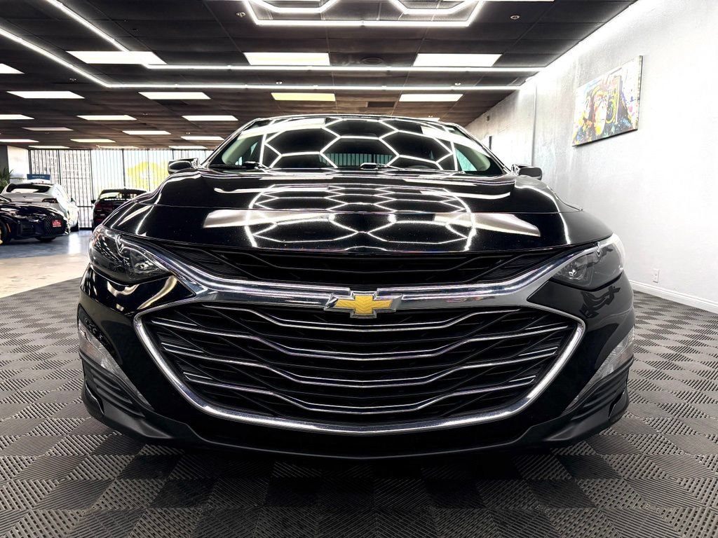 Used 2022 Chevrolet Malibu LT FWD image 3