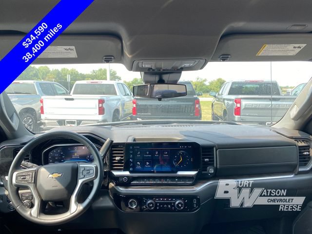 Used 2023 Chevrolet Silverado 1500 LT AWD/4WD image 14