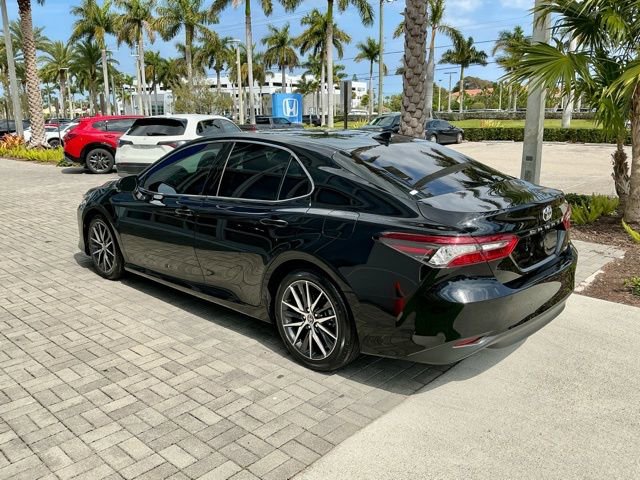 Used 2023 Toyota Camry XLE w/ Navigation Package image 4