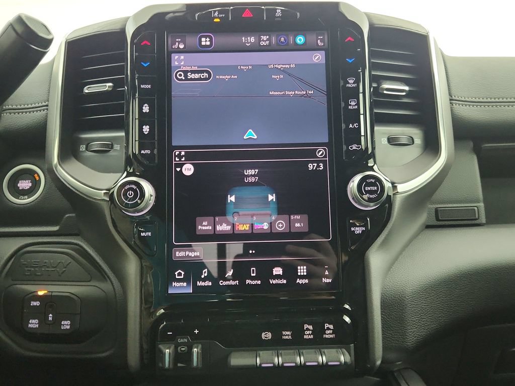 New 2026 RAM 2500 Laramie AWD/4WD image 15