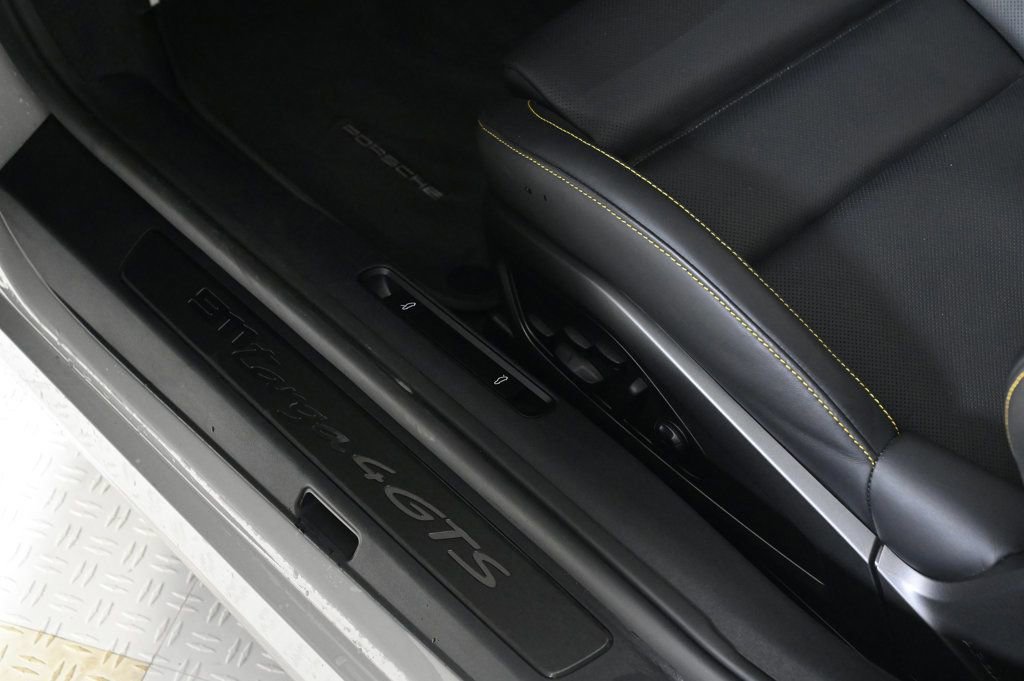 Certified 2024 Porsche 911 Targa 4 GTS image 21