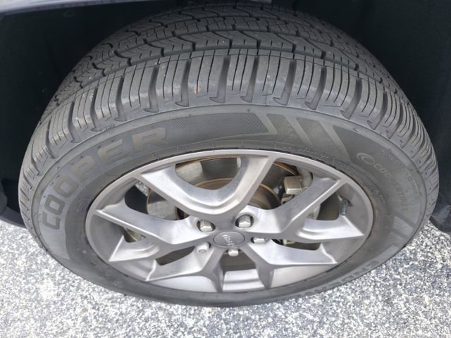 Used 2021 Jeep Grand Cherokee Limited w/ Quick Order Package 28K 80th image 10