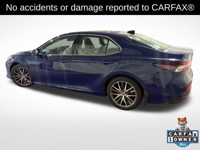 Used 2023 Toyota Camry XLE w/ Navigation Package FWD image 3