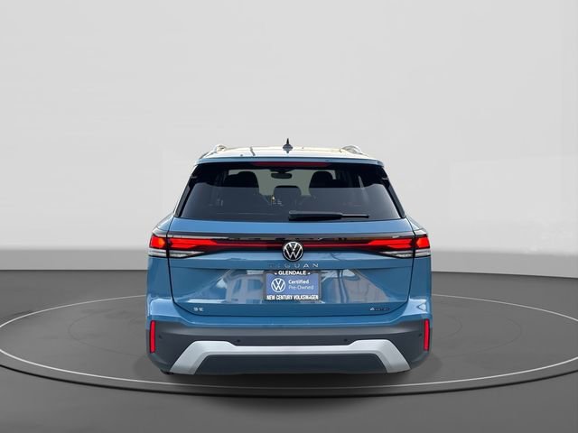 Used 2025 Volkswagen Tiguan SE w/ Panoramic Sunroof Package image 4