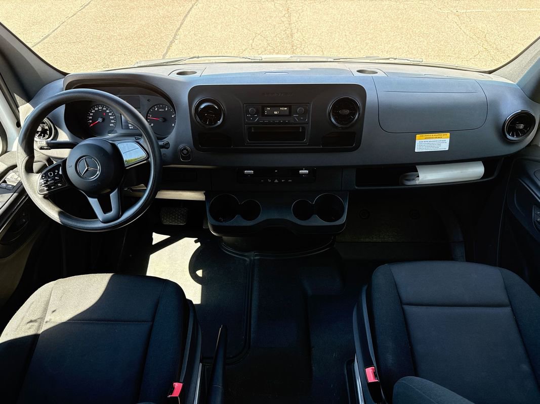 Used 2023 Mercedes-Benz Sprinter 2500 image 13