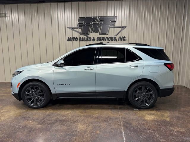 Used 2022 Chevrolet Equinox RS w/ RS Leather Package AWD/4WD image 2