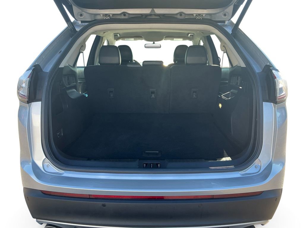 Used 2016 Ford Edge Titanium image 24