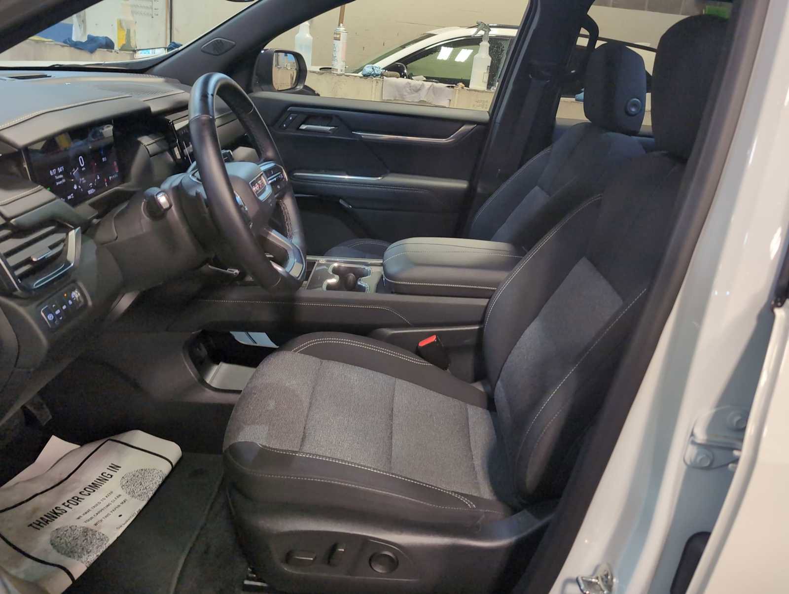 Used 2025 GMC Acadia Elevation image 20