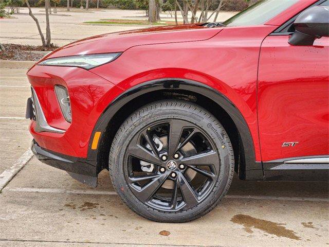 New 2025 Buick Envision Sport Touring image 5