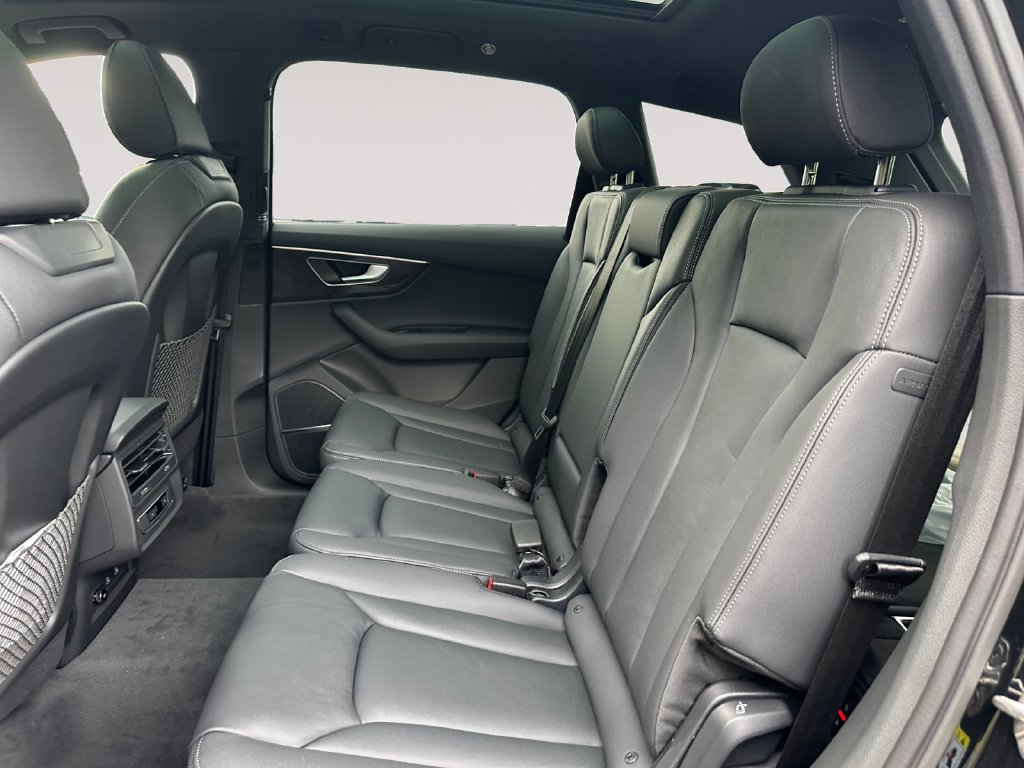 New 2026 Audi Q7 2.0T Premium AWD/4WD image 13