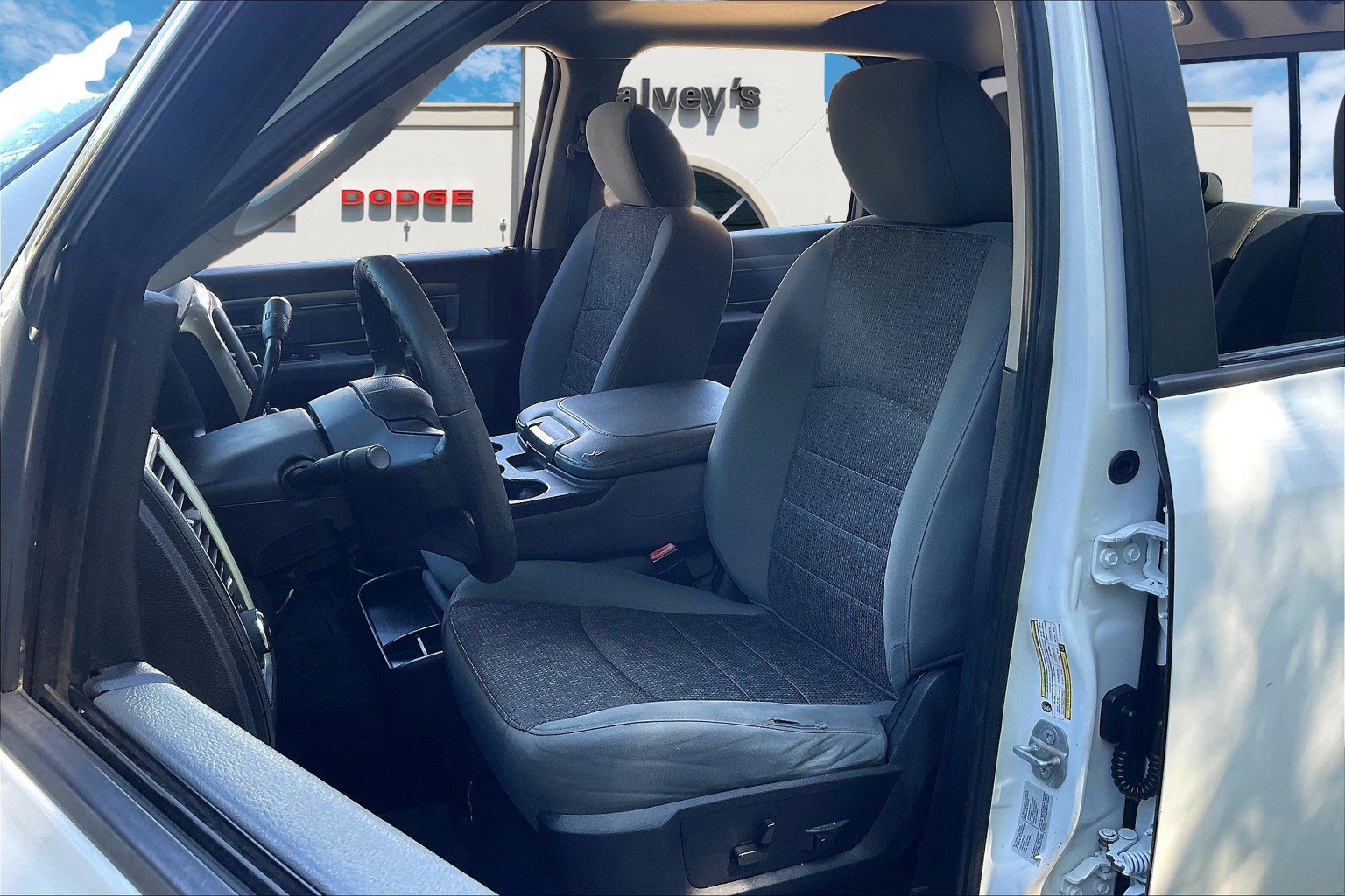 Used 2016 RAM 2500 Outdoorsman image 22