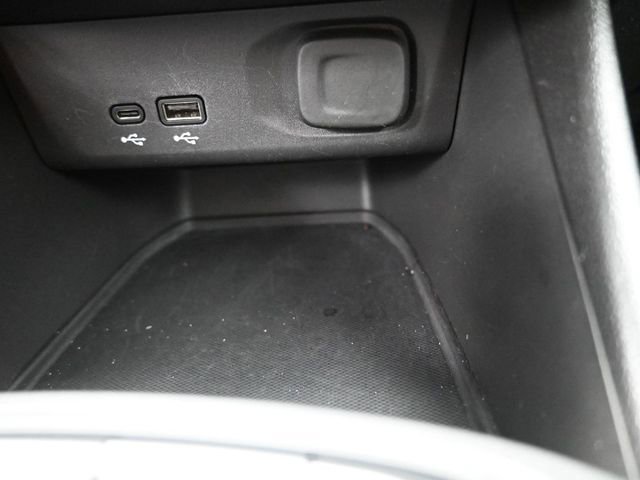 Used 2025 Buick Envista Preferred image 31