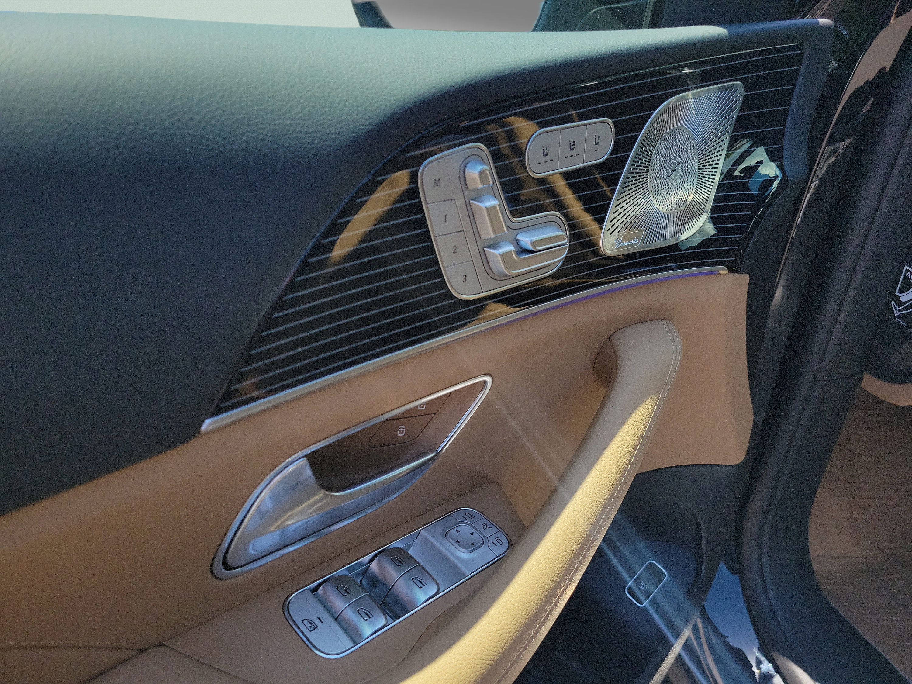 New 2026 Mercedes-Benz GLS 450 4MATIC image 18