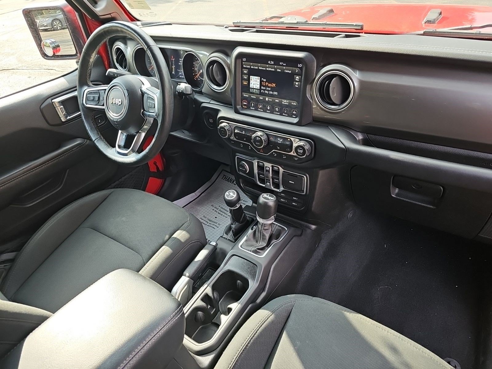Used 2018 Jeep Wrangler Unlimited Sahara AWD/4WD image 13