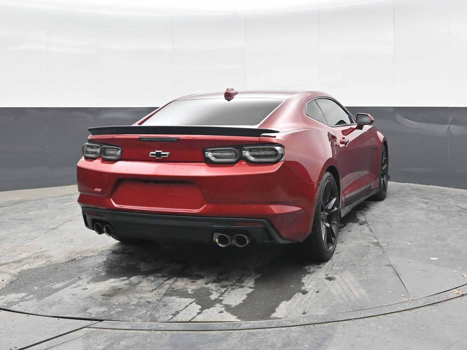 Used 2022 Chevrolet Camaro SS RWD image 10
