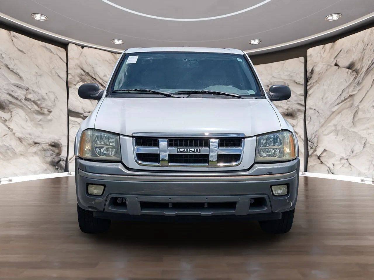 Used 2005 Isuzu Ascender S RWD image 19