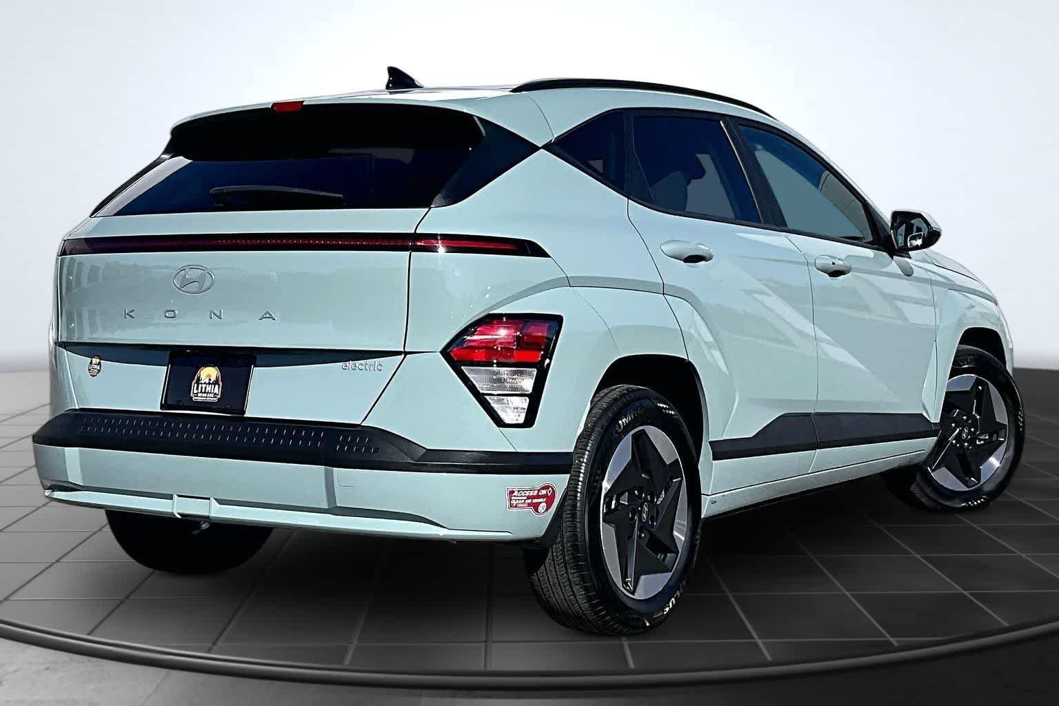 Used 2024 Hyundai Kona SEL FWD image 23