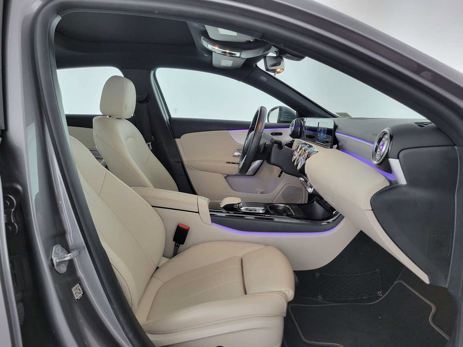Used 2020 Mercedes-Benz A 220 image 10