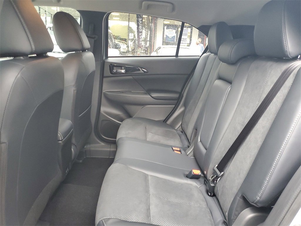 New 2025 Mitsubishi Eclipse Cross SE image 13