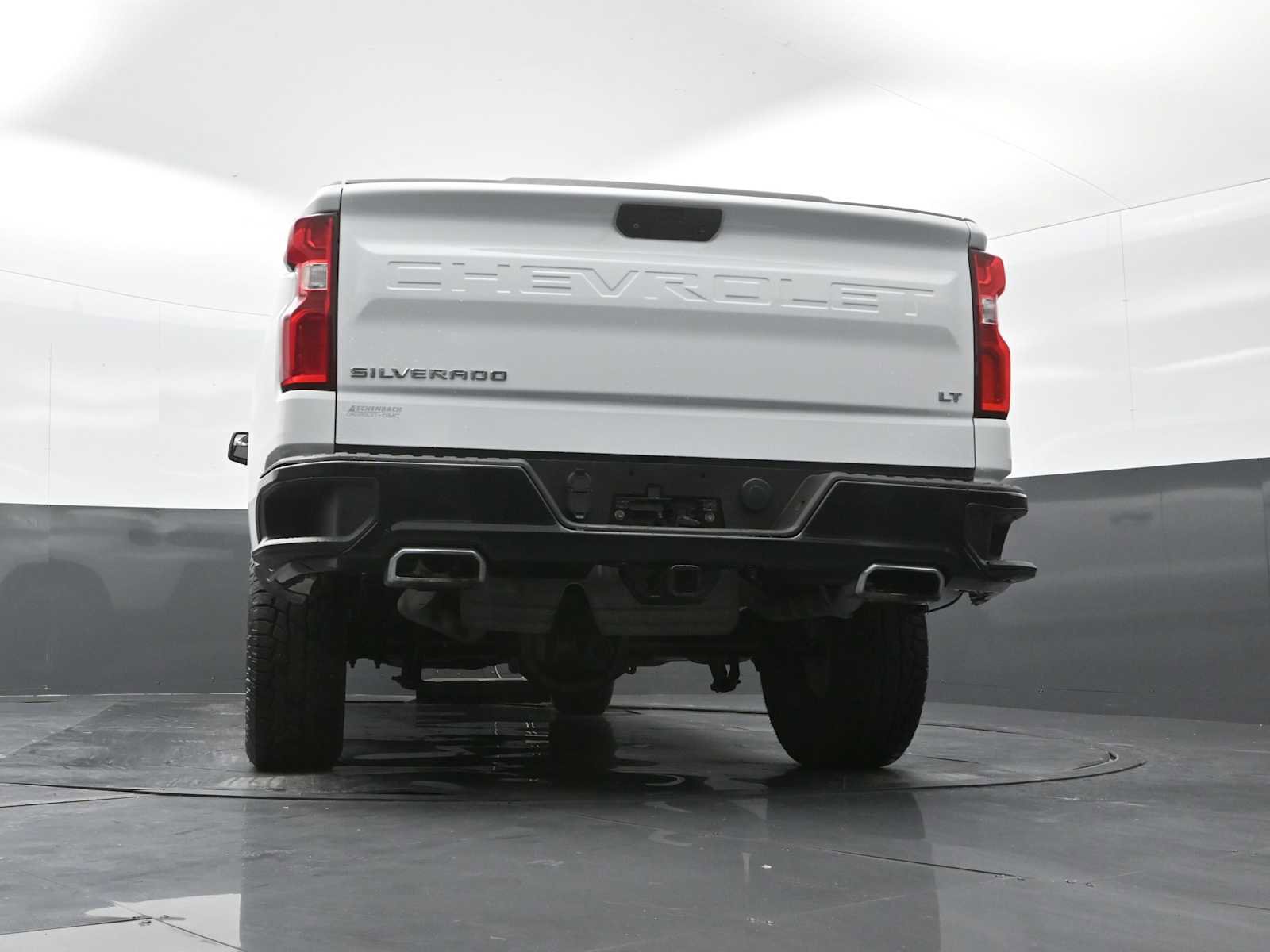 Used 2021 Chevrolet Silverado 1500 LT Trail Boss w/ Convenience Package II image 28