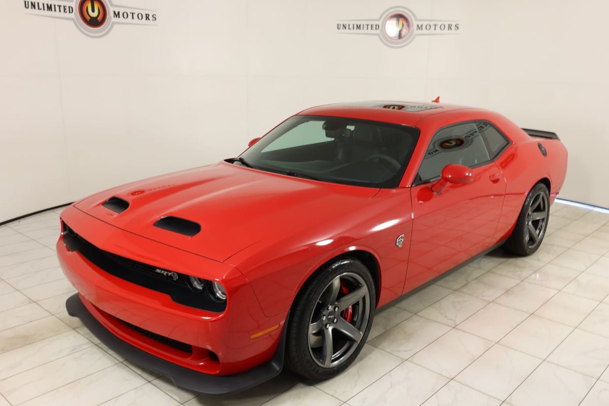 Used 2021 Dodge Challenger SRT Hellcat w/ Plus Package RWD image 35