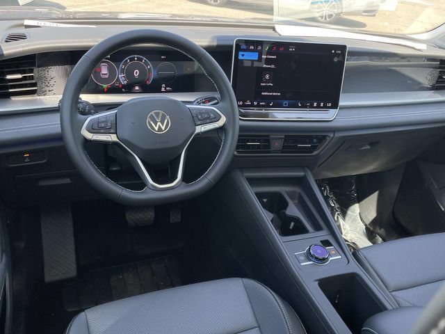 New 2026 Volkswagen Tiguan SE FWD image 6