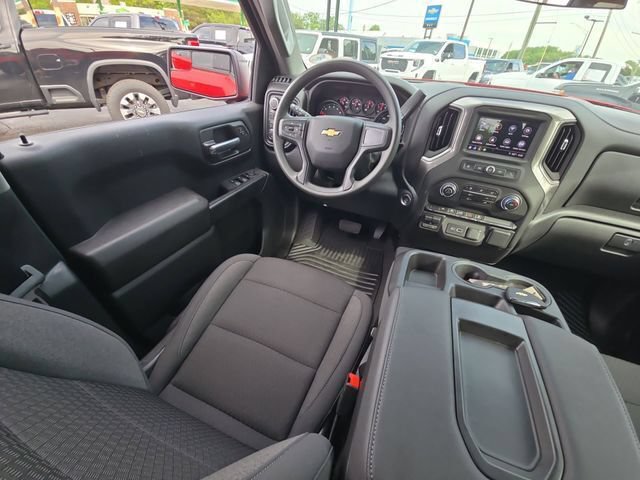 Certified 2025 Chevrolet Silverado 1500 Custom w/ Turbomax Blackout Package AWD/4WD image 13