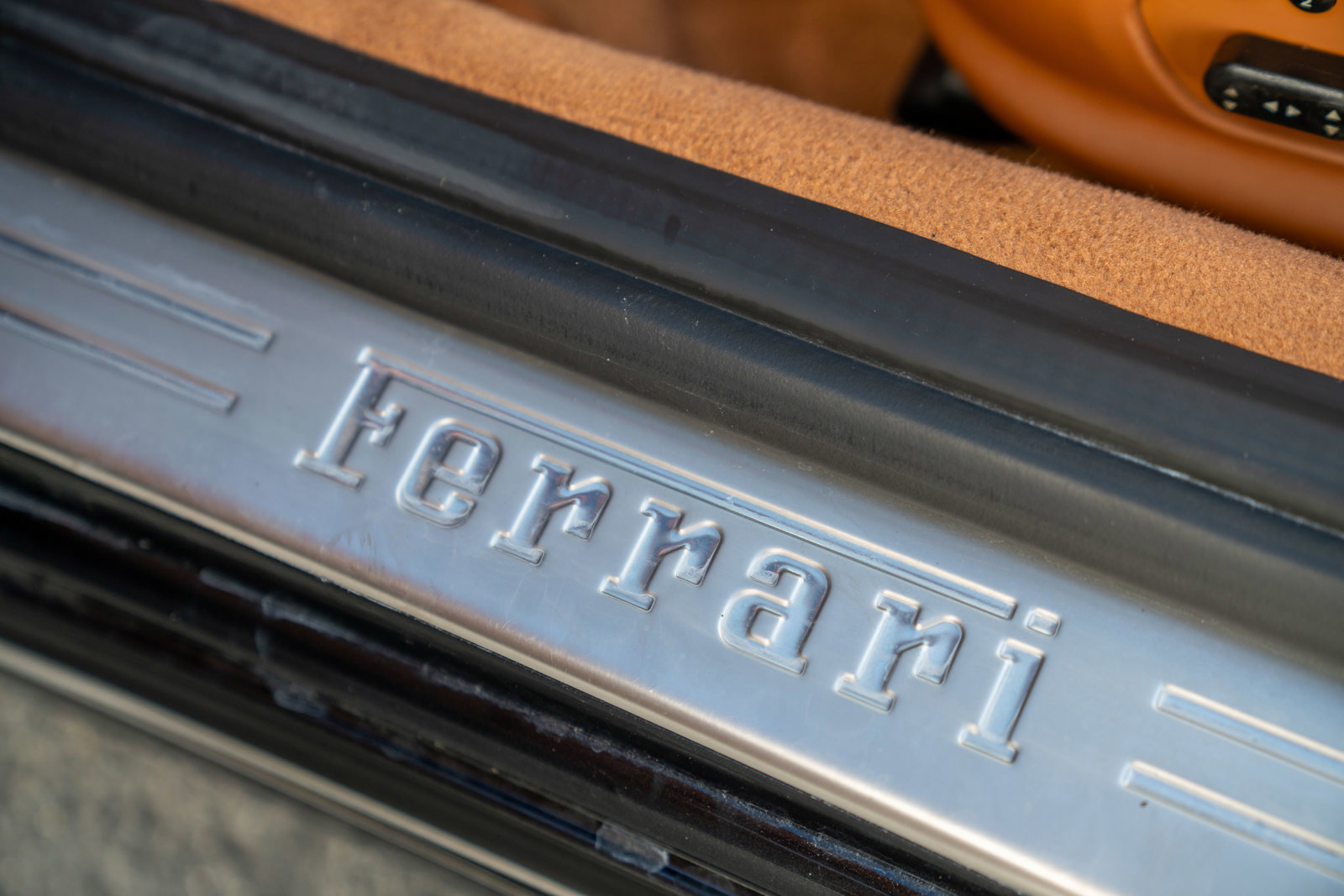 Used 2013 Ferrari California image 15