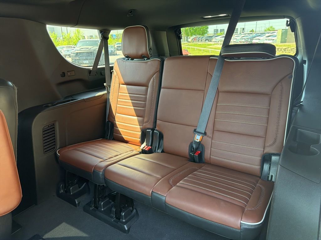 Used 2023 GMC Yukon XL Denali Ultimate image 29
