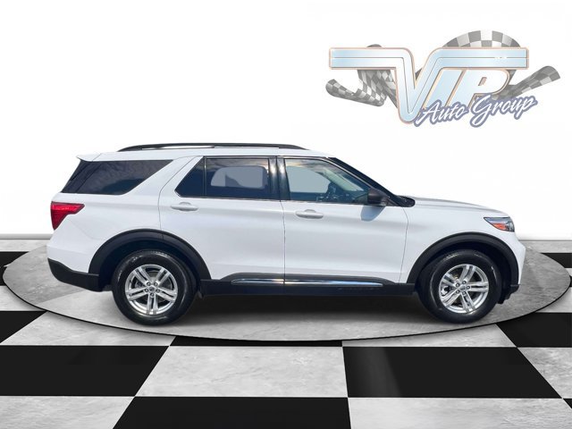 Used 2020 Ford Explorer XLT AWD/4WD image 5