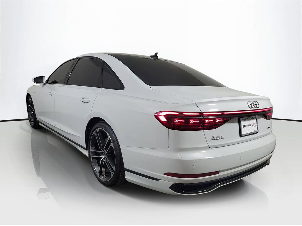 Used 2025 Audi A8 L 3.0T w/ Executive Package AWD/4WD image 4