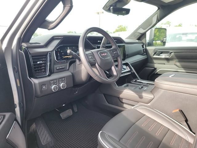 Used 2026 GMC Sierra 2500 AT4X AWD/4WD image 10