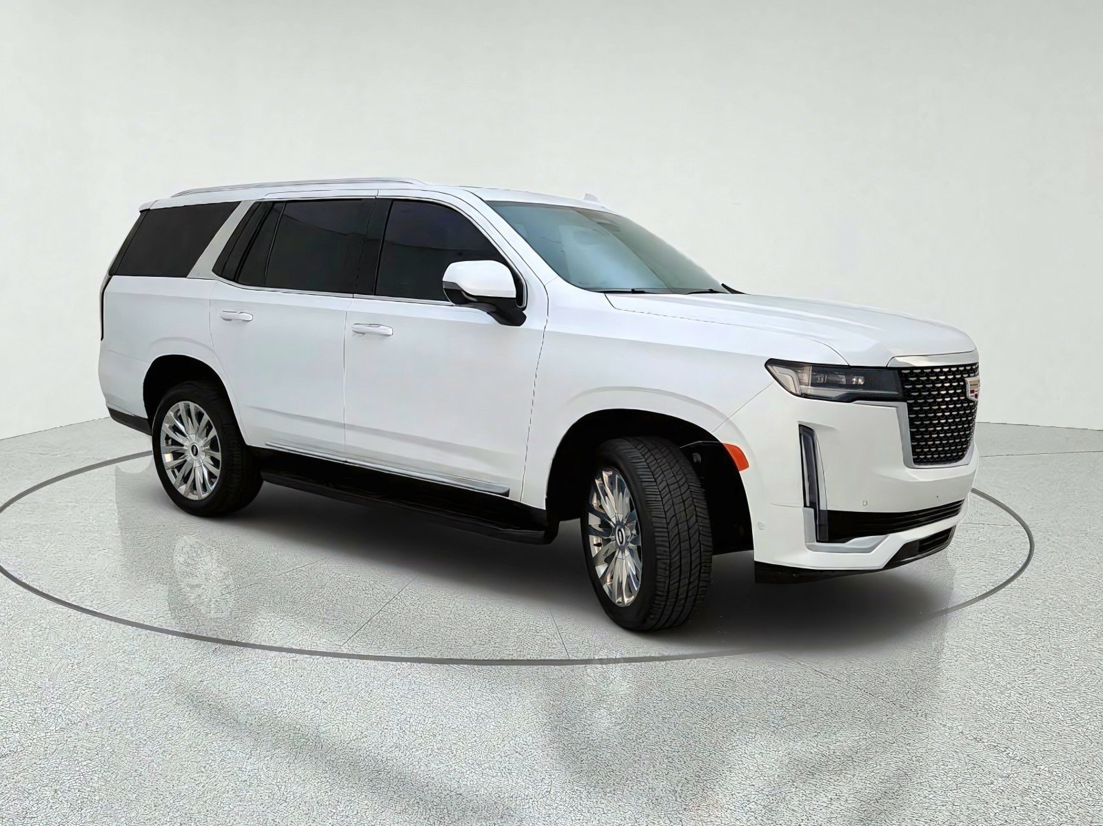Used 2024 Cadillac Escalade Premium Luxury AWD/4WD image 5