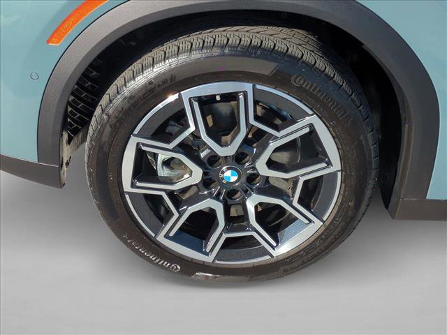 Certified 2025 BMW X2 xDrive28i w/ Technology Package AWD/4WD image 24