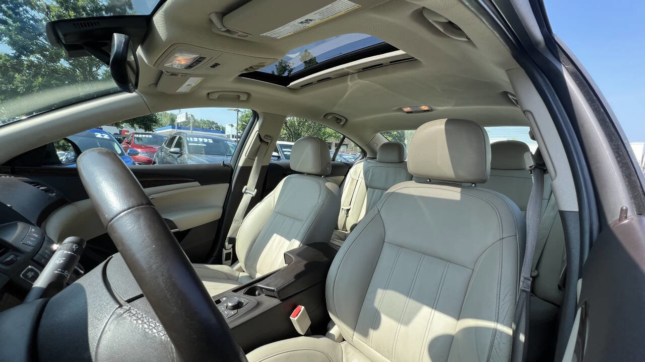 Used 2012 Buick Regal Premium image 13