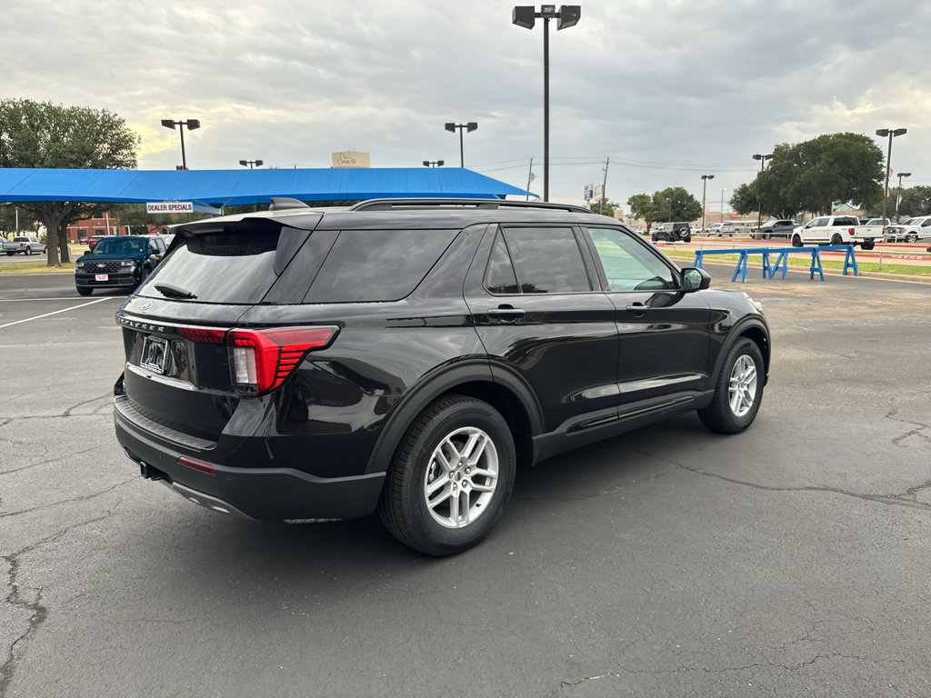 New 2026 Ford Explorer Active w/ Active Comfort Package RWD image 5