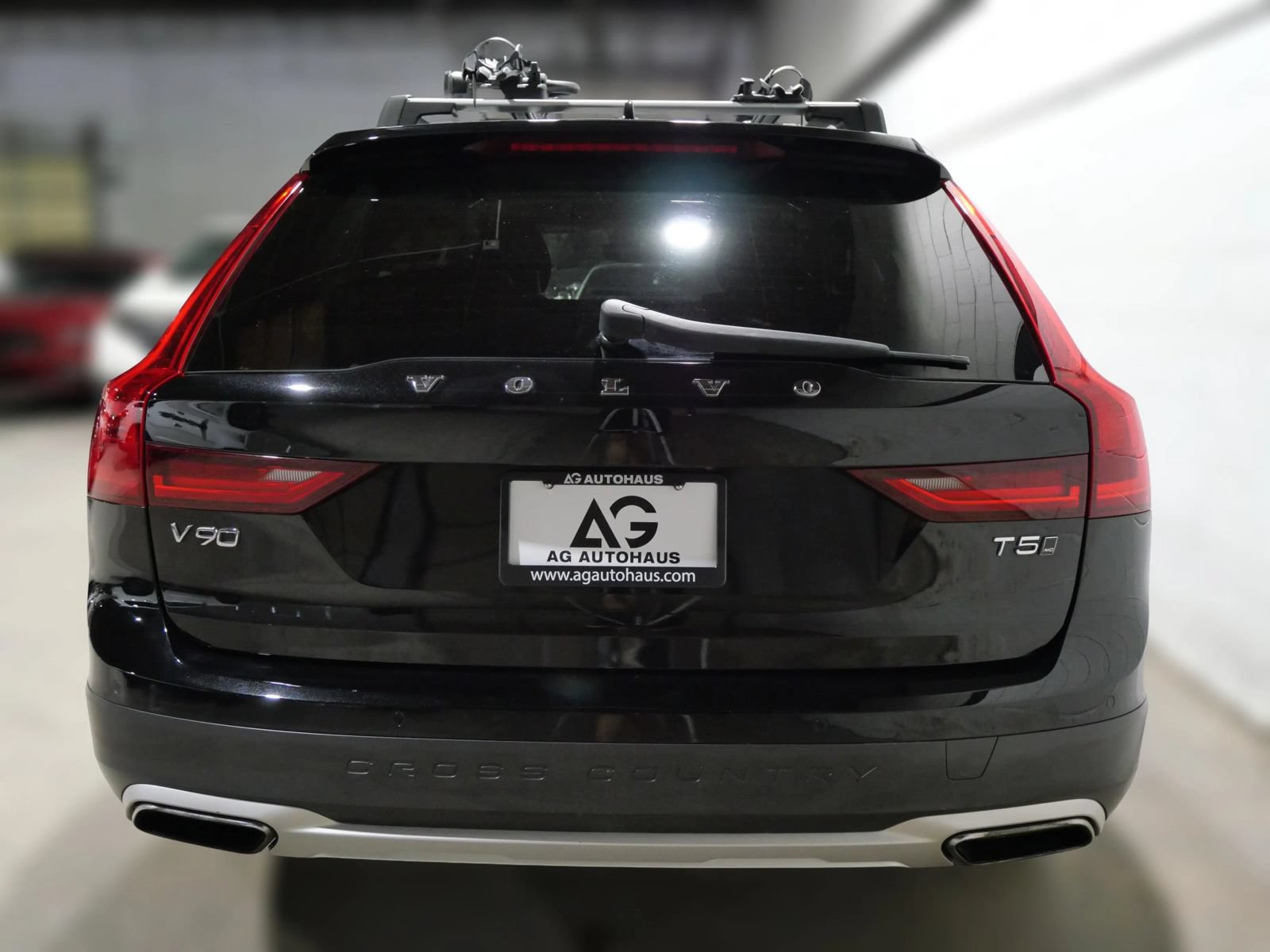 Used 2018 Volvo V90 T5 Cross Country w/ Convenience Package AWD/4WD image 5