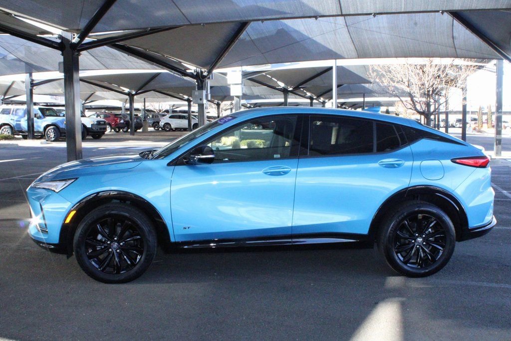 Used 2025 Buick Envista Sport Touring w/ Convenience II Package image 14