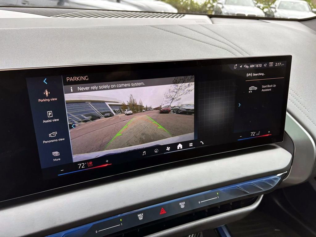 Certified 2025 BMW X3 xDrive30i w/ M Sport Package image 19