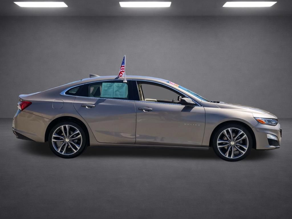 Used 2024 Chevrolet Malibu LT FWD image 3