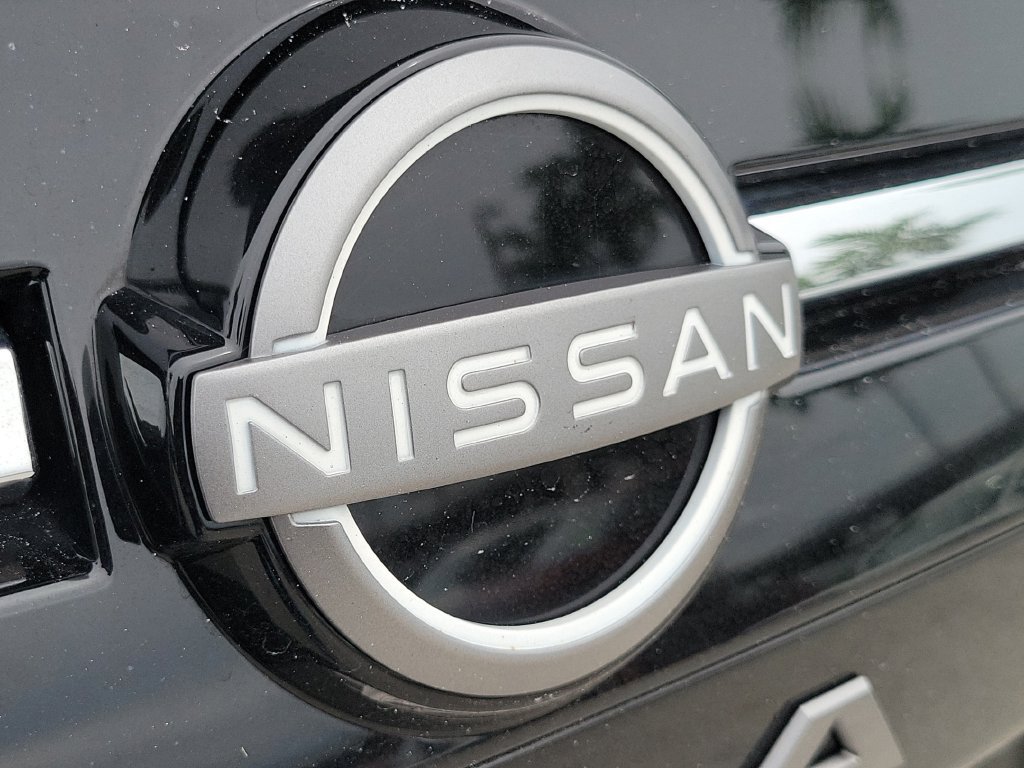 Certified 2025 Nissan Armada Platinum RWD image 14